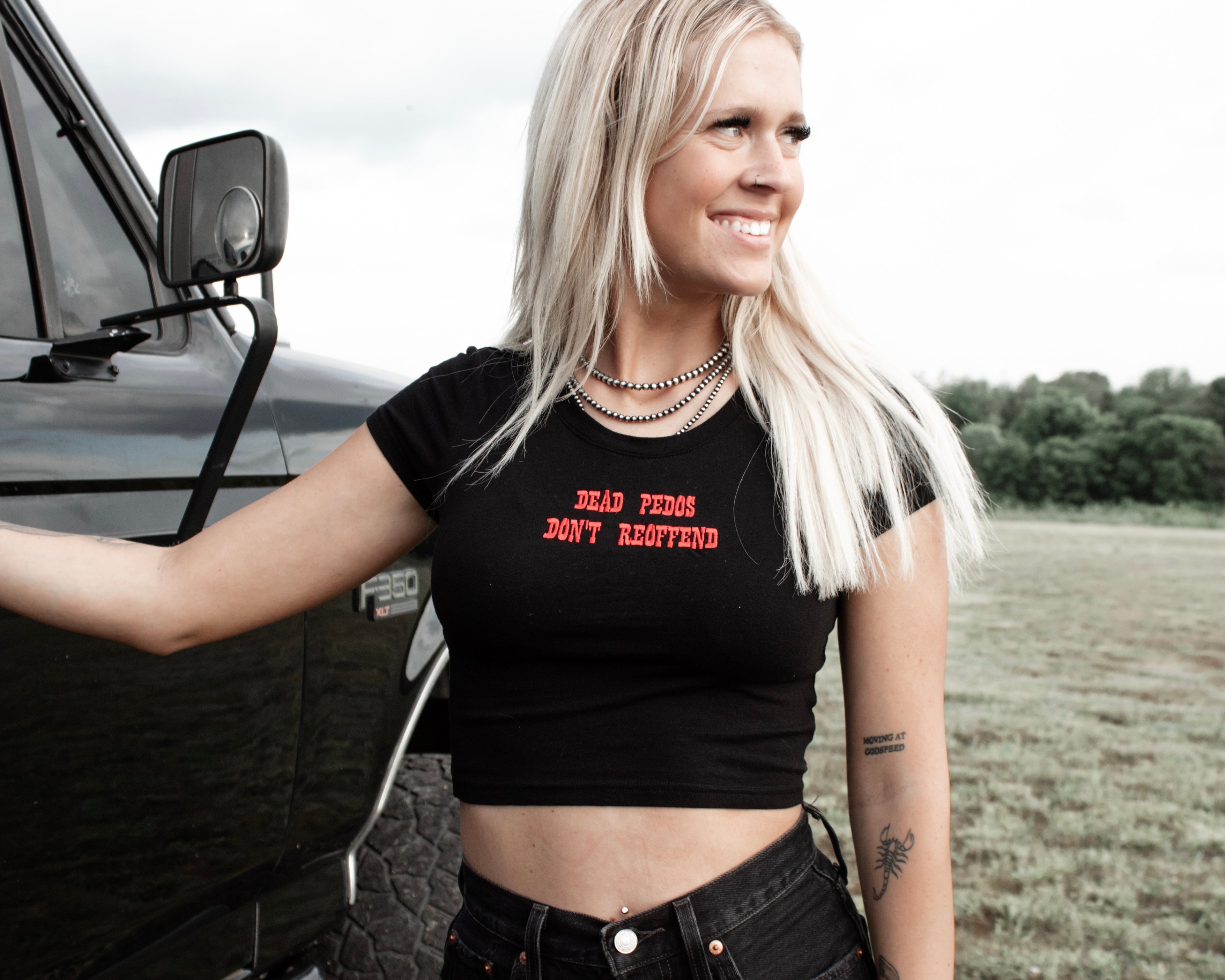 De4d P3dos Don't Reoffend™ Embroidered Baby Tee